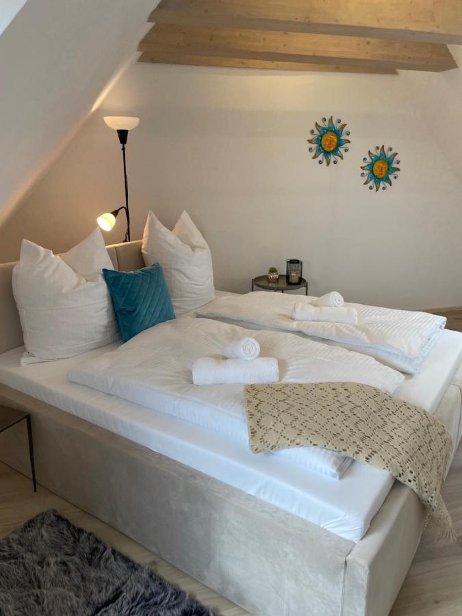 Am Exklusives Loft Mit 3 Schlafzimmern, Netflix, Zentral, Parkplatz Amberg Exterior foto